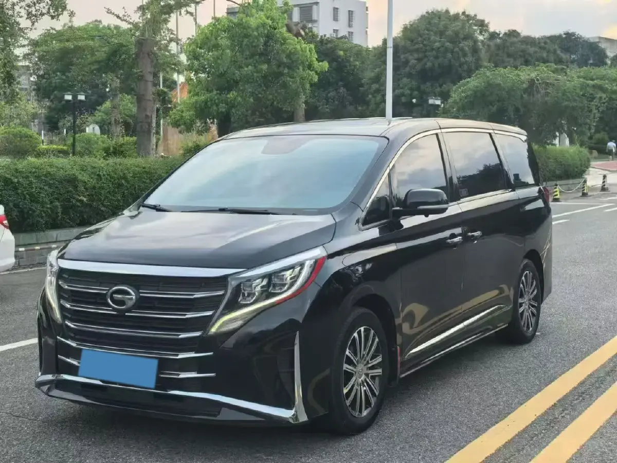 2021 GAC Trumpchi M8 2.0T 252HP L4 8AT