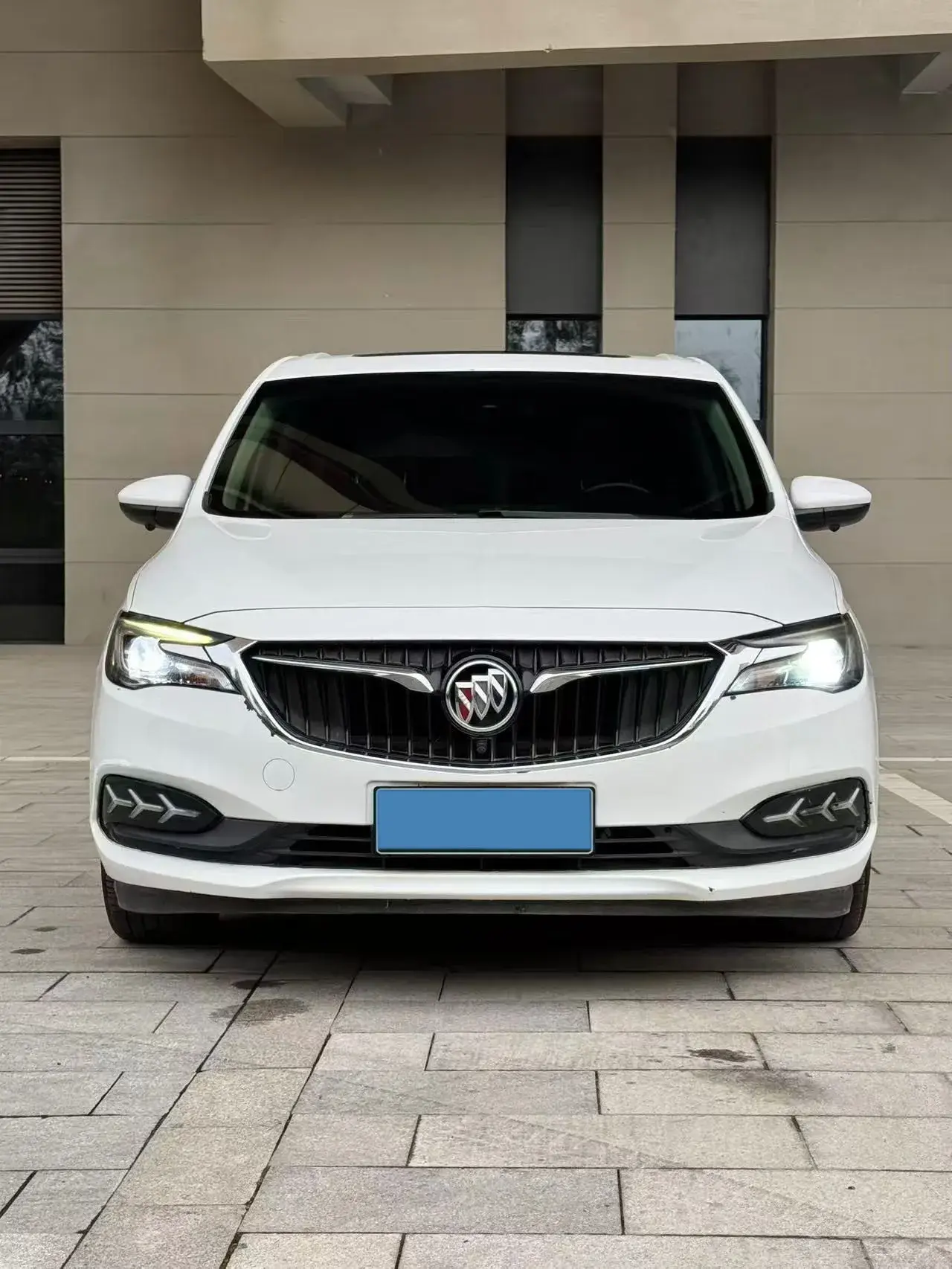 2019 BUICK GL6 thumbnail 2
