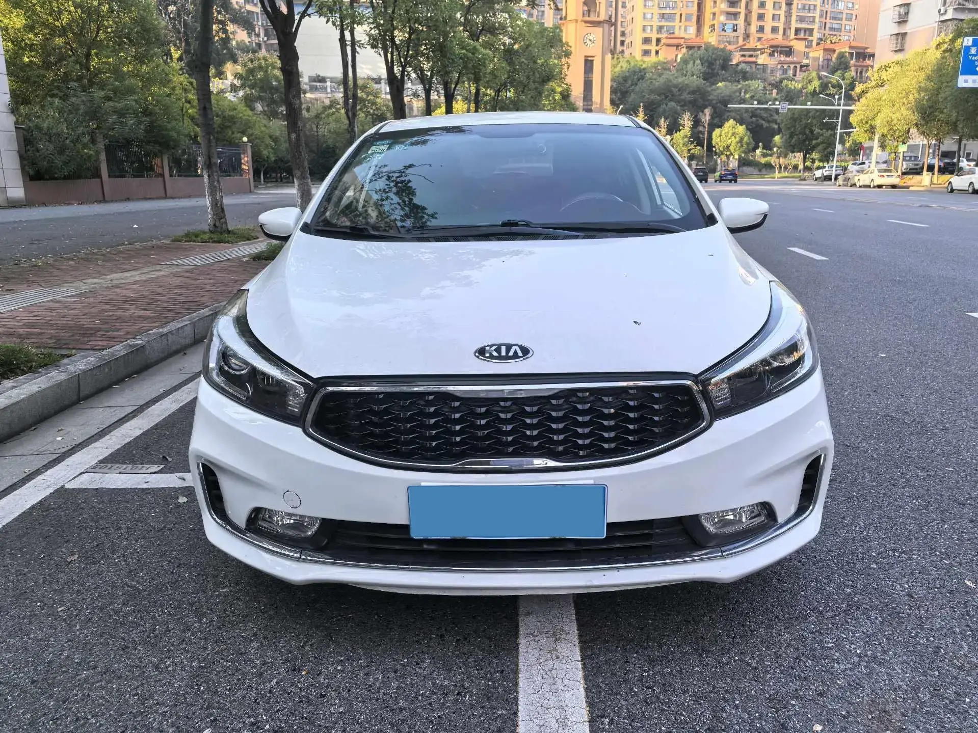 2017 KIA K3 thumbnail 2