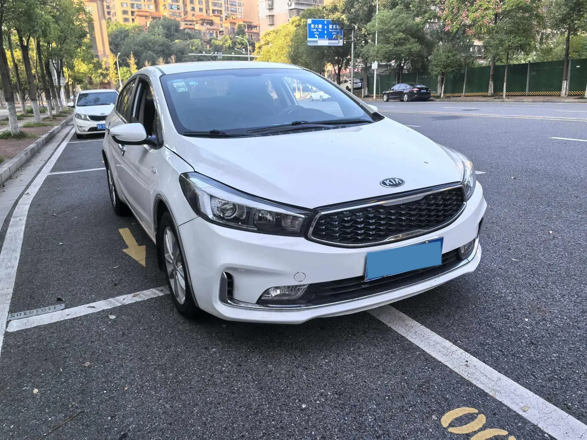 2017 KIA K3 thumbnail 3