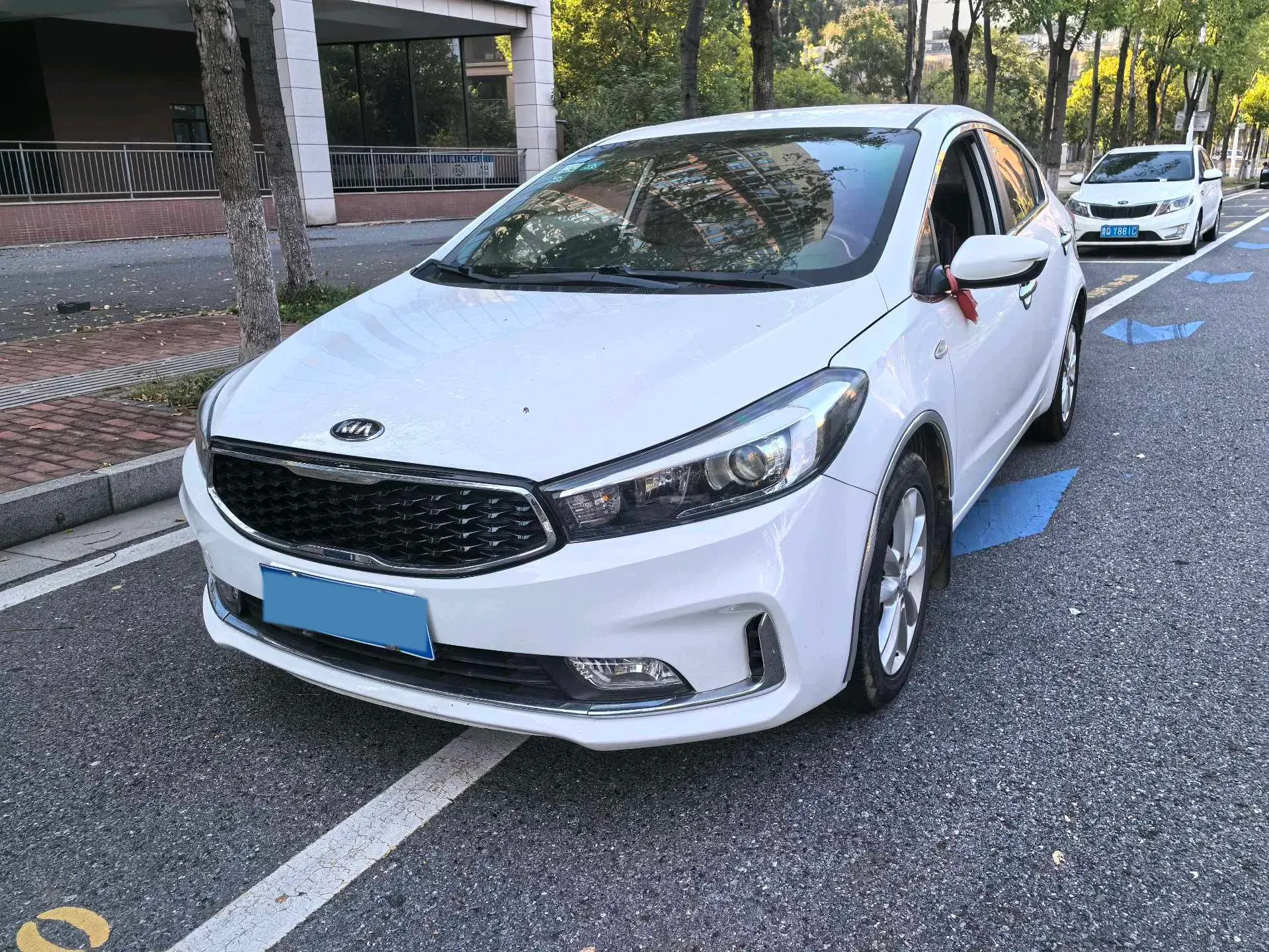 2017 KIA K3 view 1
