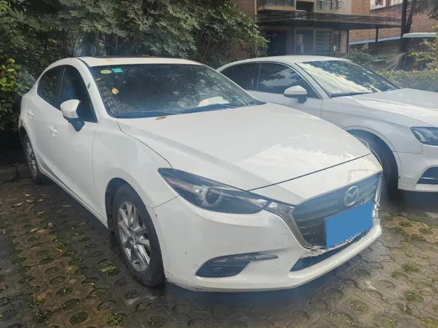 2017 MAZDA 3 thumbnail 2