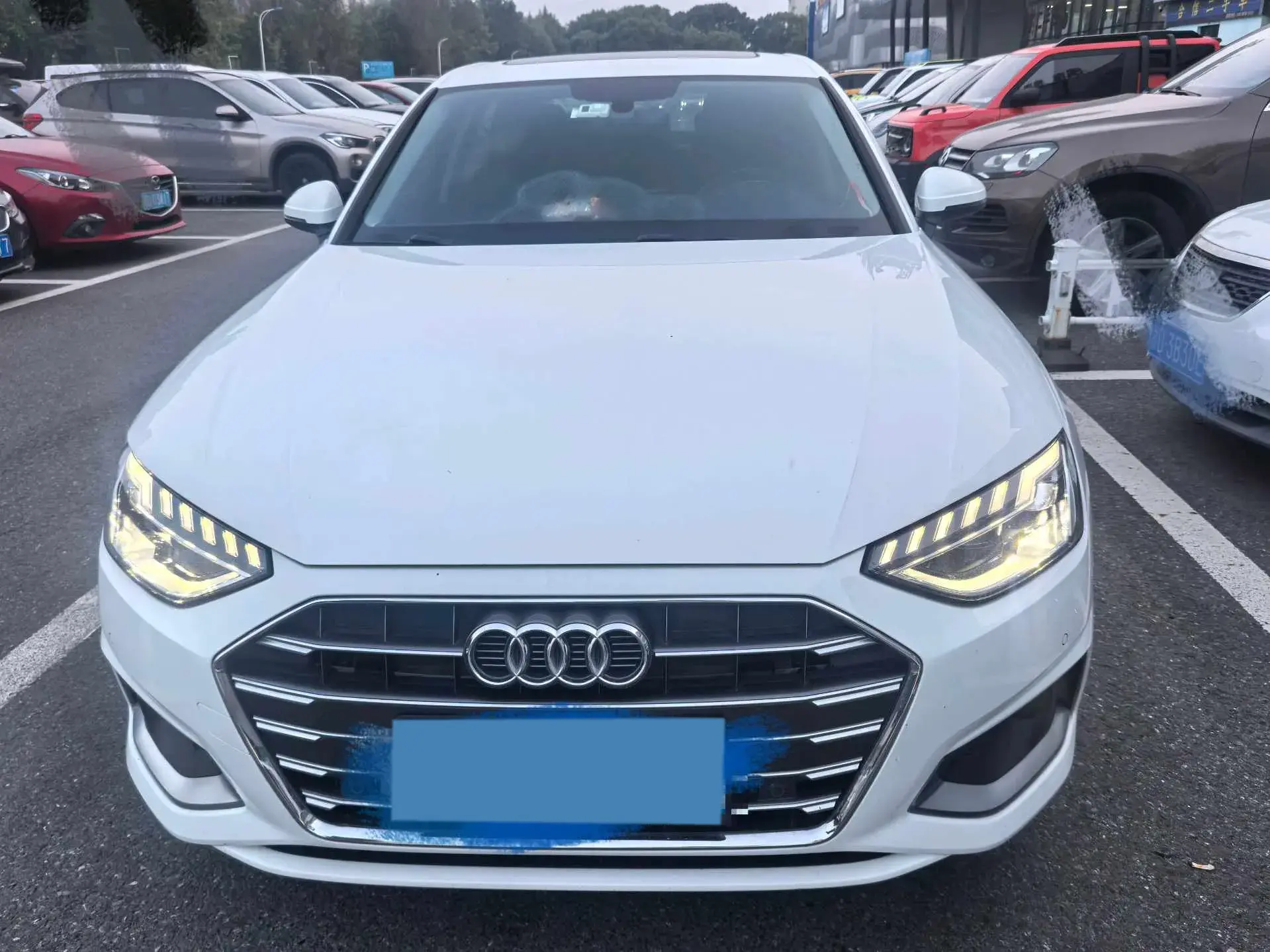 2020 AUDI A4L thumbnail 2