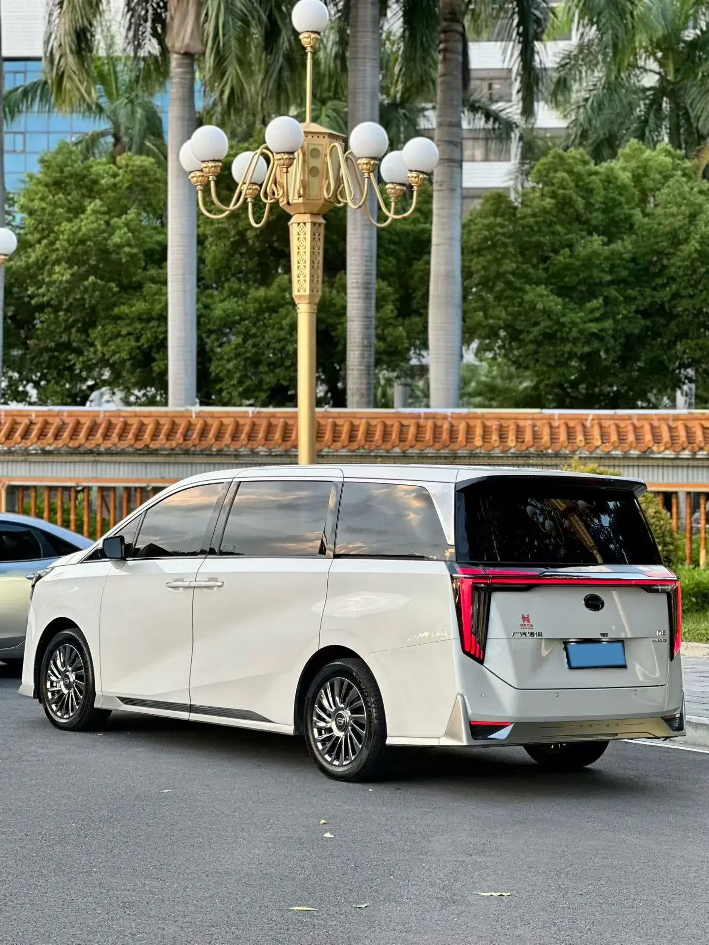 2023 GAC TRUMPCHI thumbnail 4