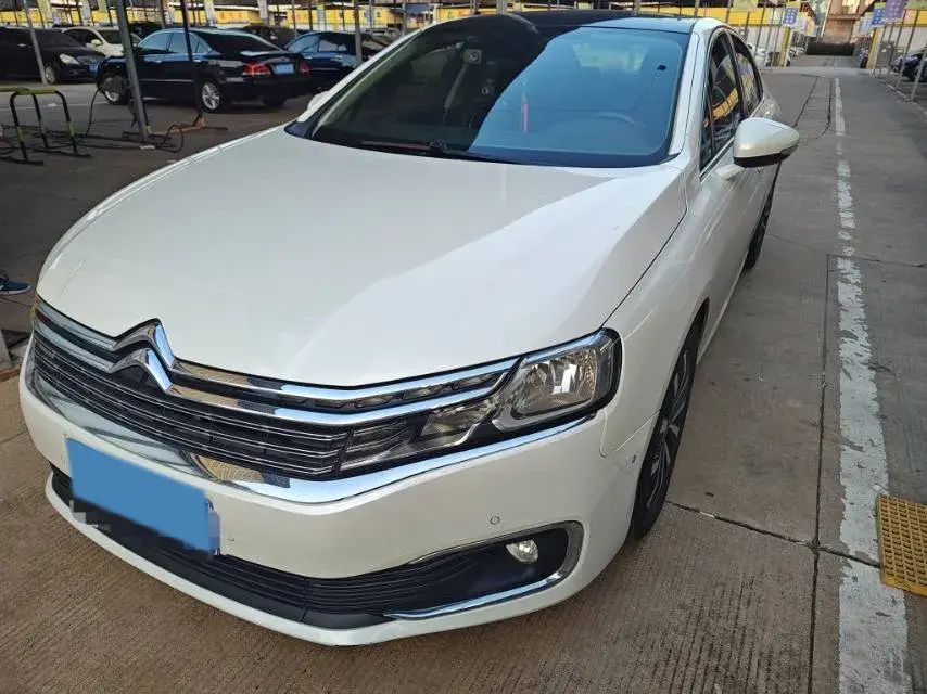 2017 CITROEN C6 view 1