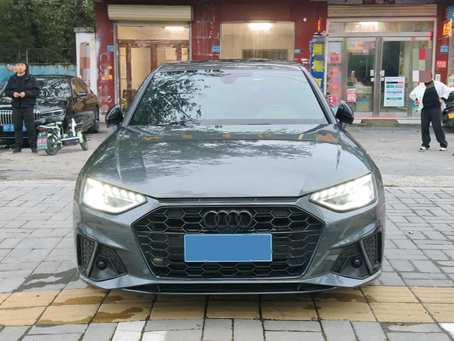 2023 AUDI A4L thumbnail 2