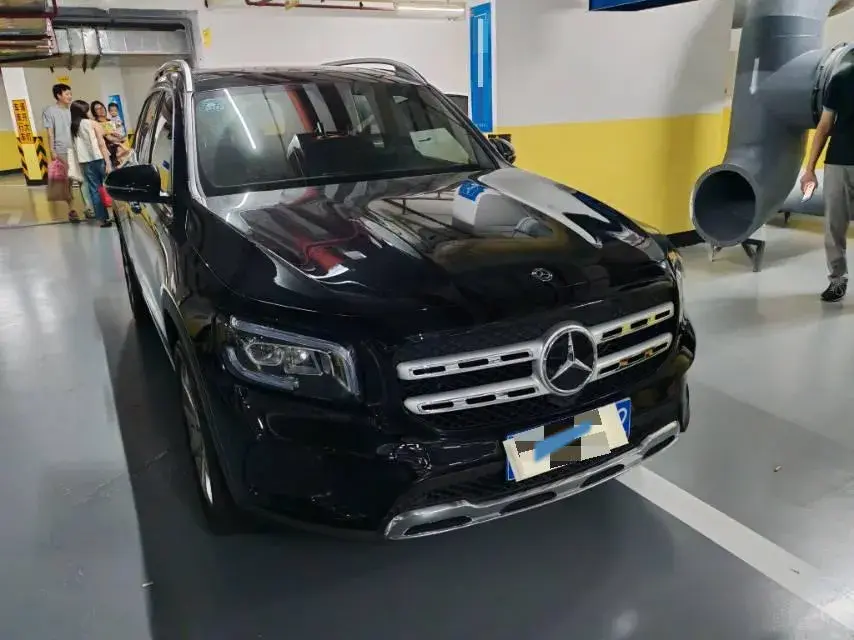 2020 MERCEDES-BENZ GLB thumbnail 3