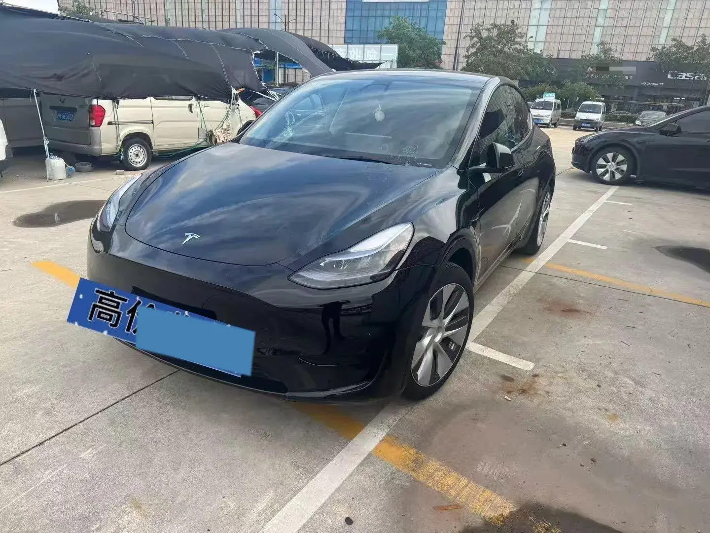 2022 TESLA MODEL view 1