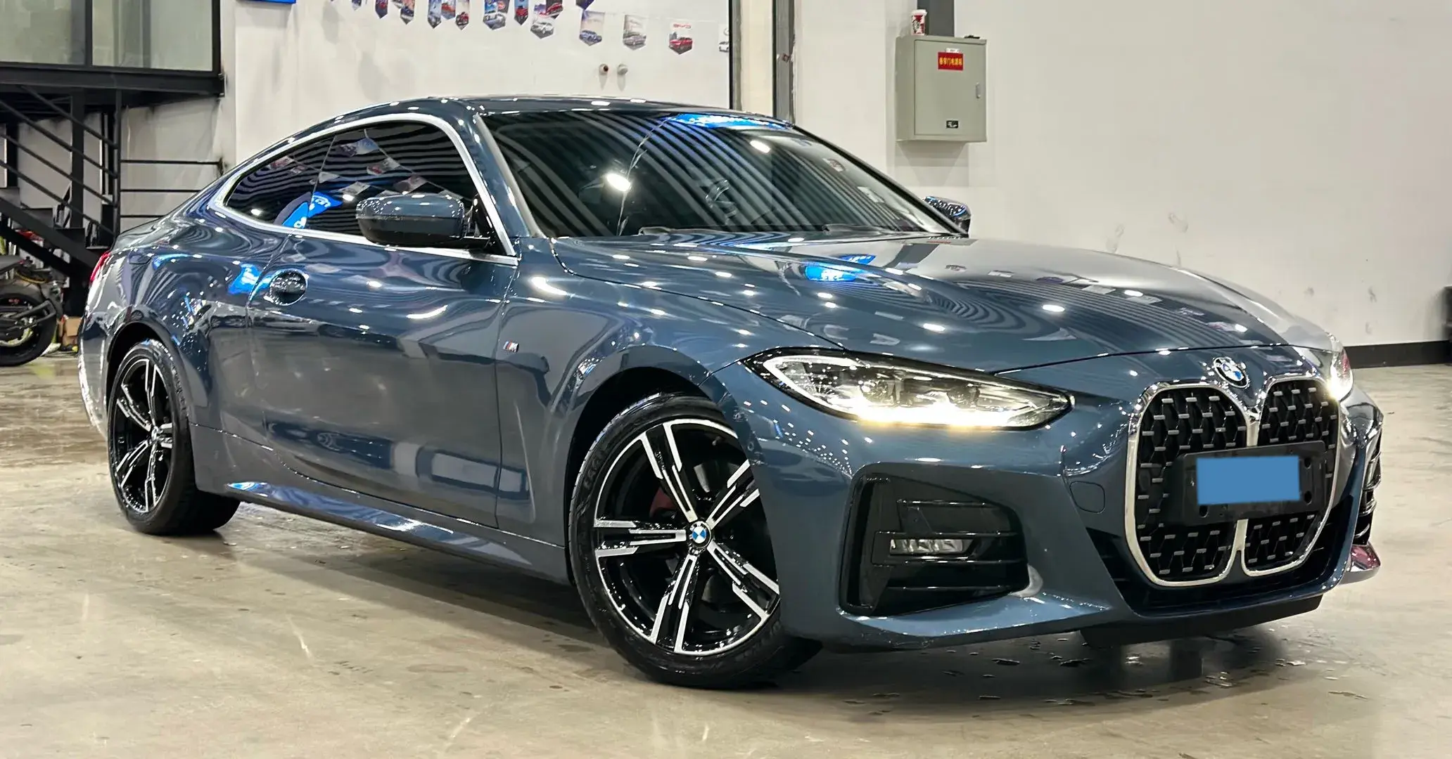 2021 BMW 2 thumbnail 3