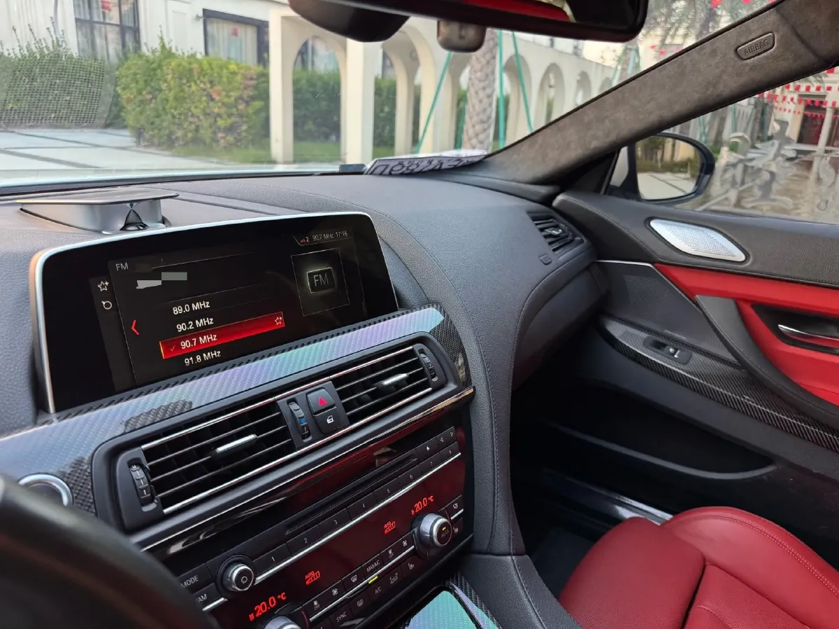 2015 BMW M6 4.4T 560HP V8 7DCT,autocango,china used car exporter,china ev exporter,chinese used car exporter,chinese used ev exporter