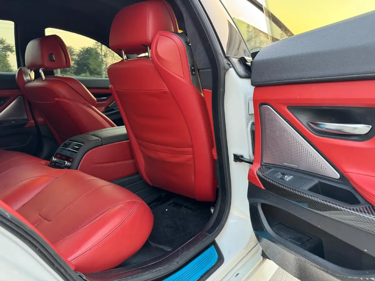 2015 BMW M6 4.4T 560HP V8 7DCT,autocango,china used car exporter,china ev exporter,chinese used car exporter,chinese used ev exporter