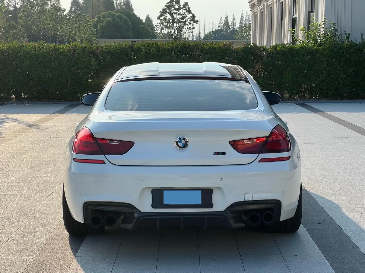 2015 BMW M6 4.4T 560HP V8 7DCT,autocango,china used car exporter,china ev exporter,chinese used car exporter,chinese used ev exporter