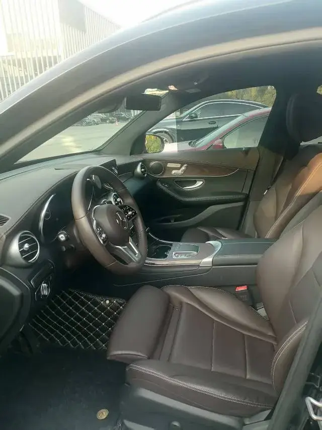 2022 MERCEDES-BENZ GLC thumbnail 2