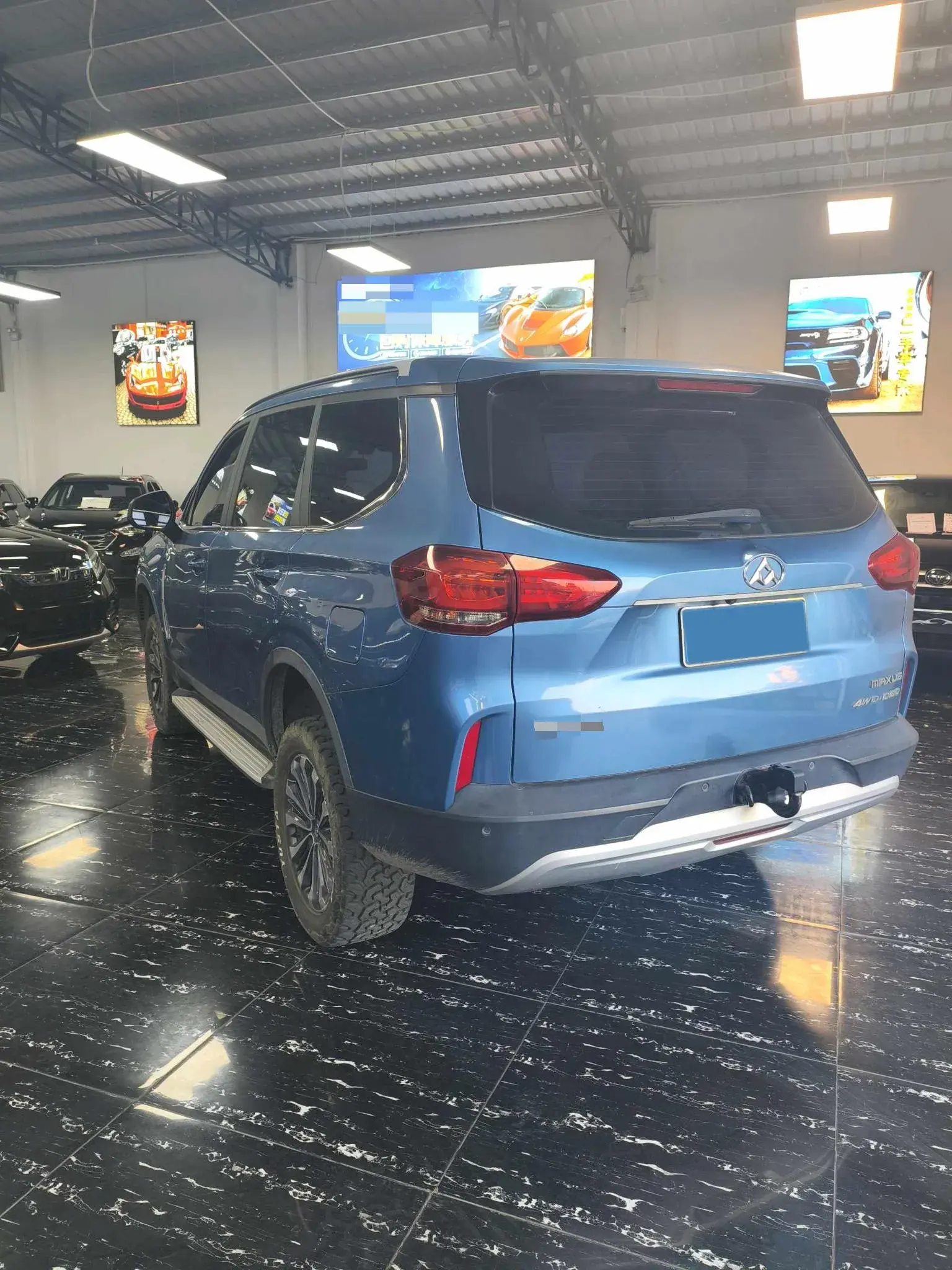 2017 MAXUS D90 thumbnail 3