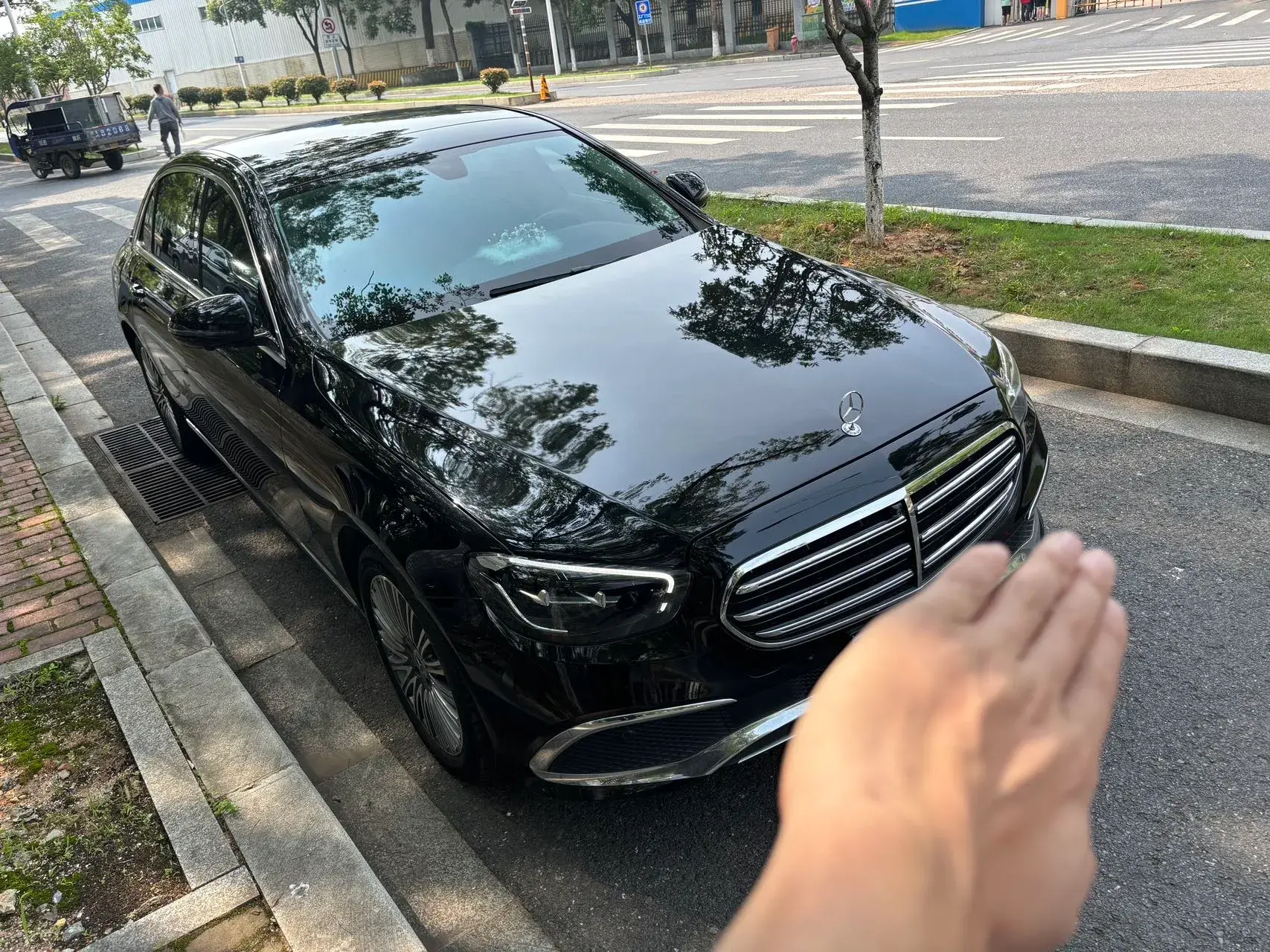 2022 MERCEDES-BENZ E thumbnail 2