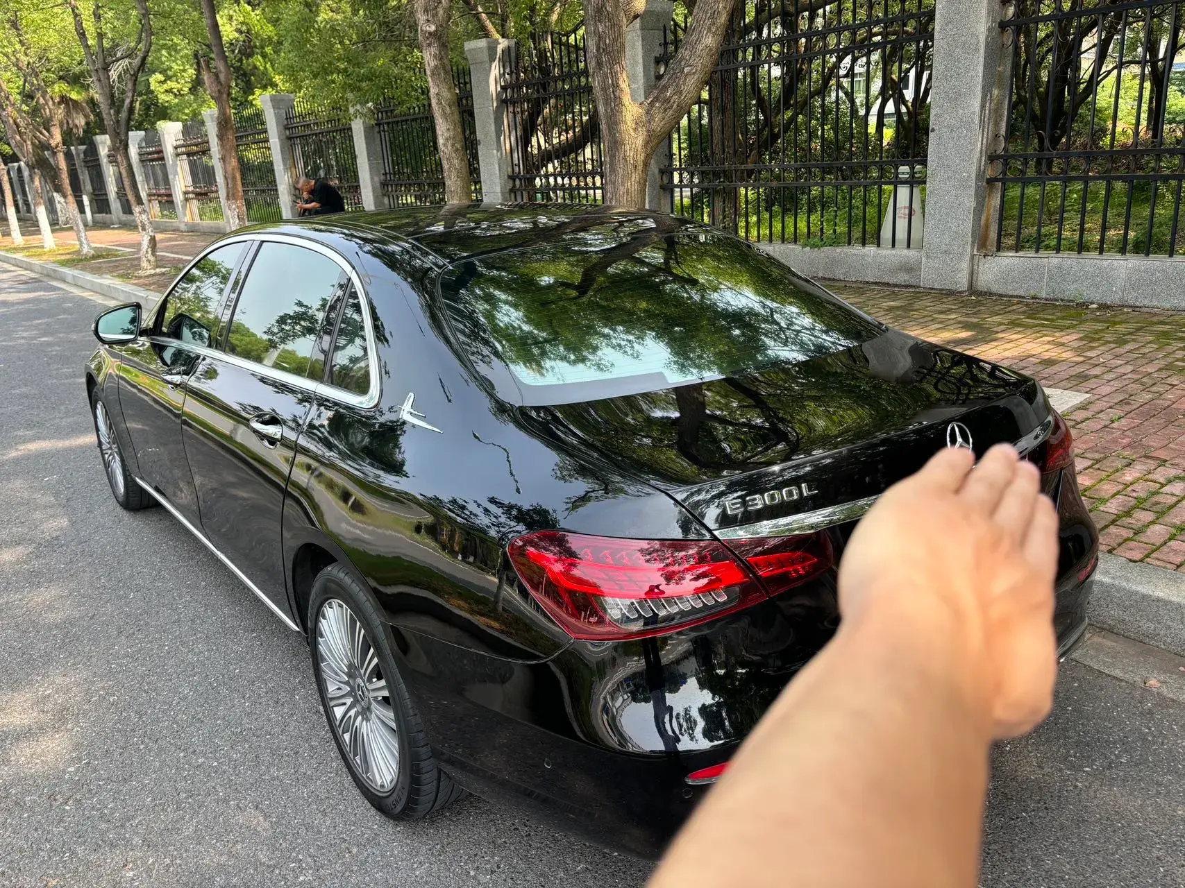 2022 MERCEDES-BENZ E thumbnail 3