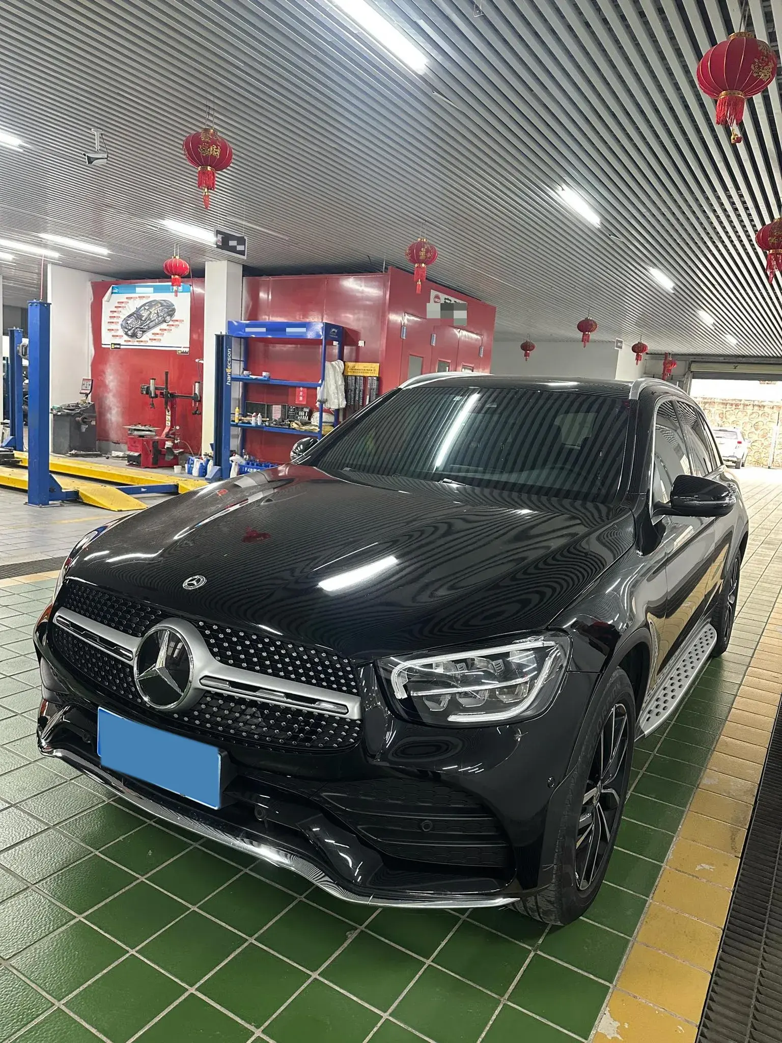 2022 MERCEDES-BENZ GLC view 1