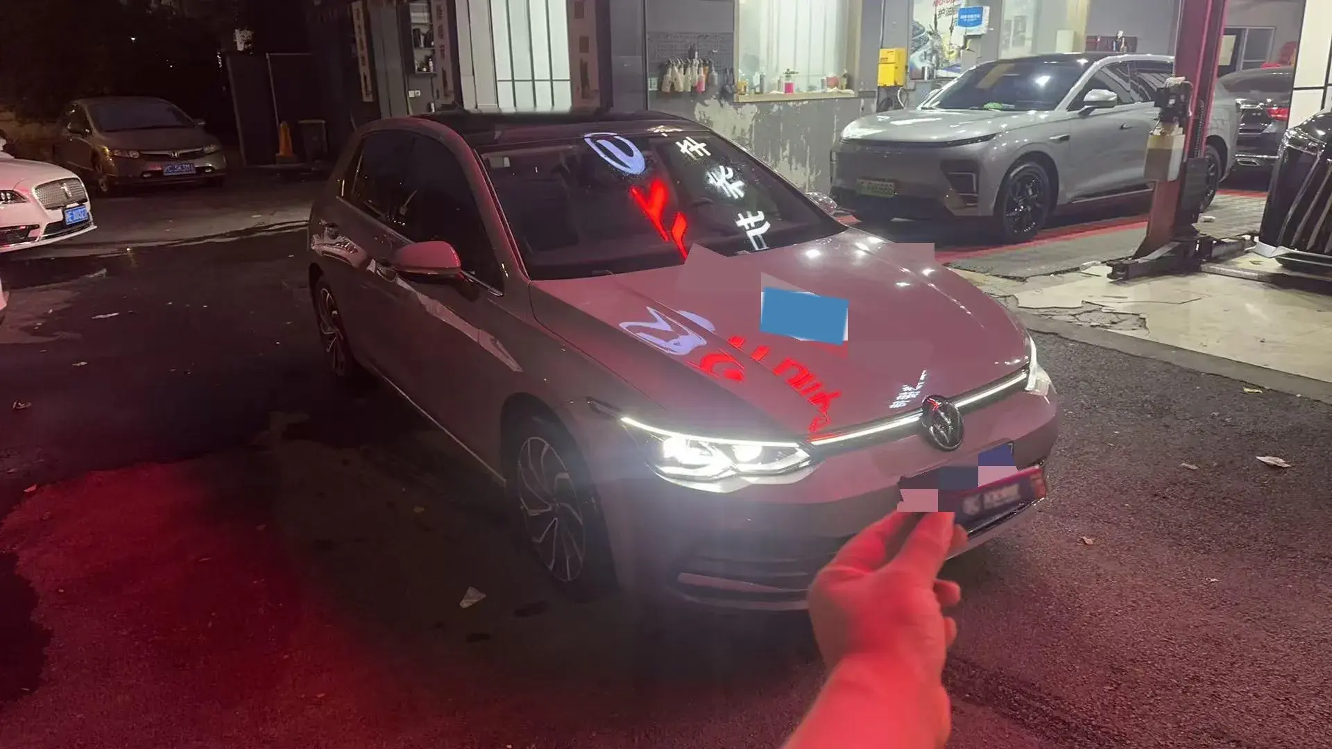 2021 VOLKSWAGEN GOLF thumbnail 3