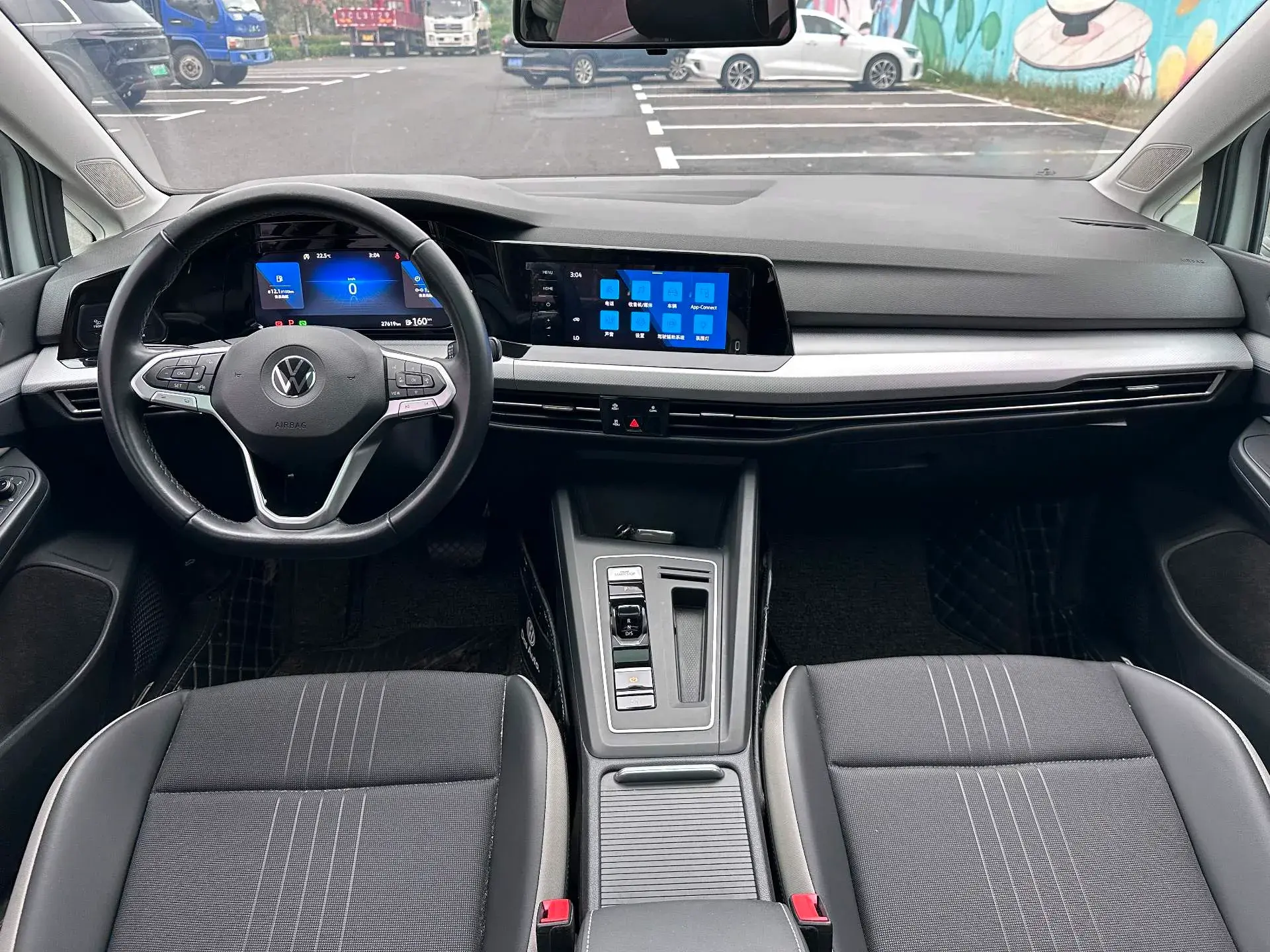 2021 VOLKSWAGEN GOLF thumbnail 3