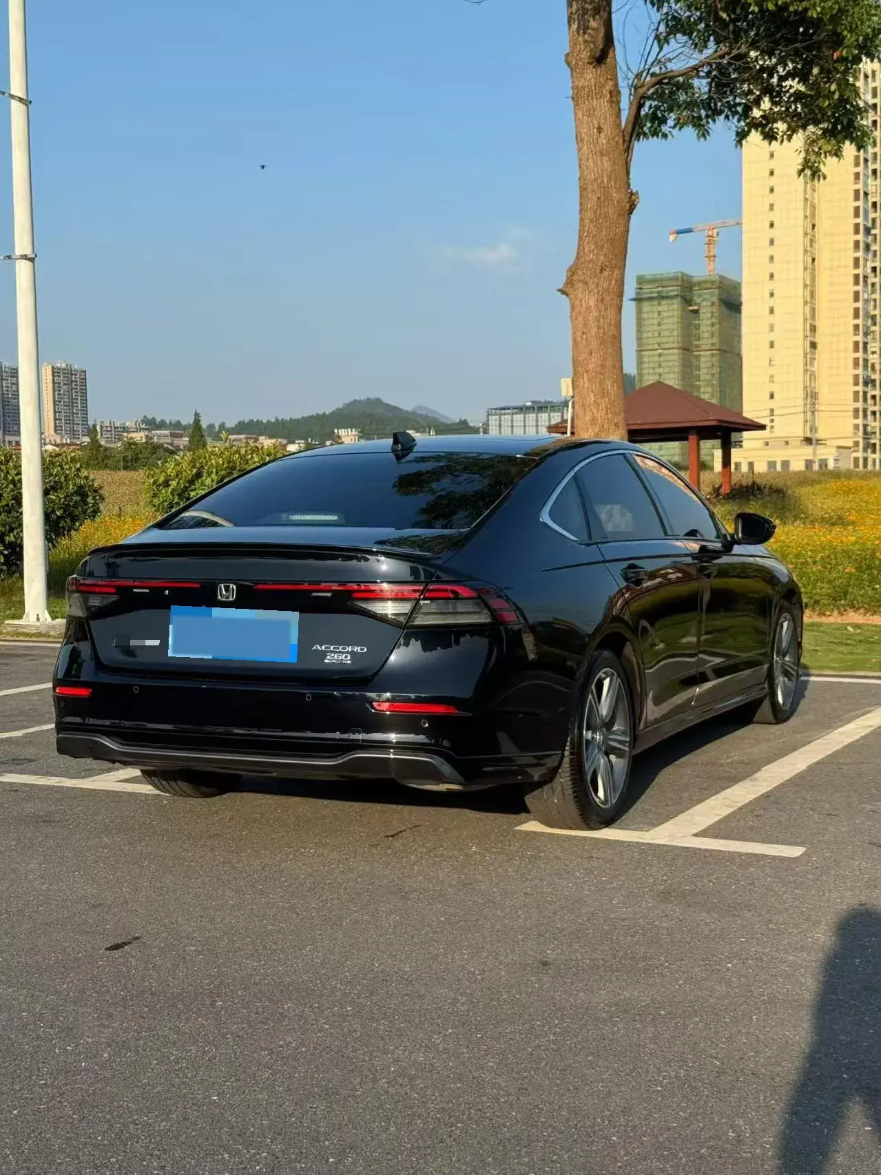 2023 HONDA ACCORD thumbnail 3