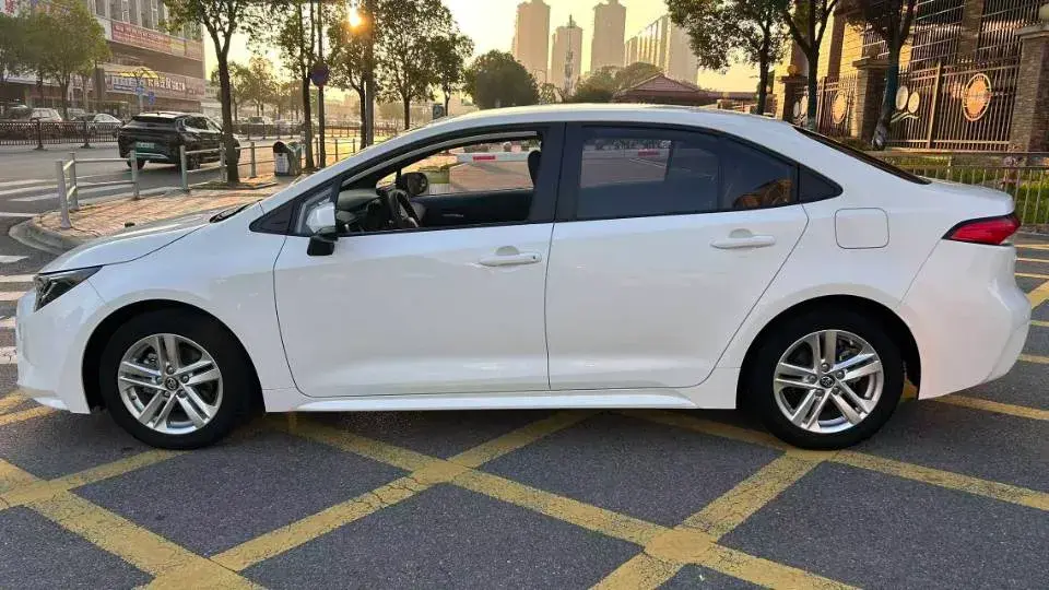 2022 TOYOTA LEVIN thumbnail 4