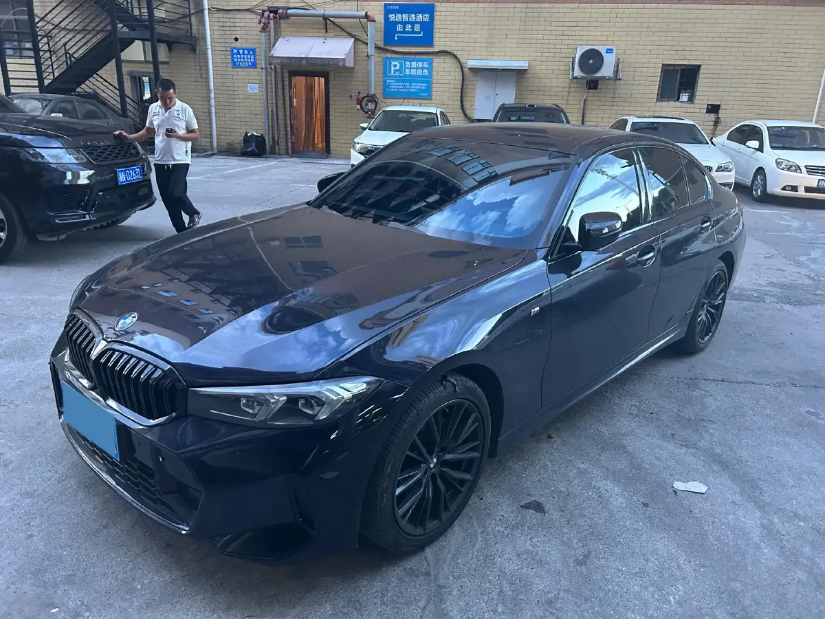 2024 BMW 3 Series 2.0T 184HP L4 8AT