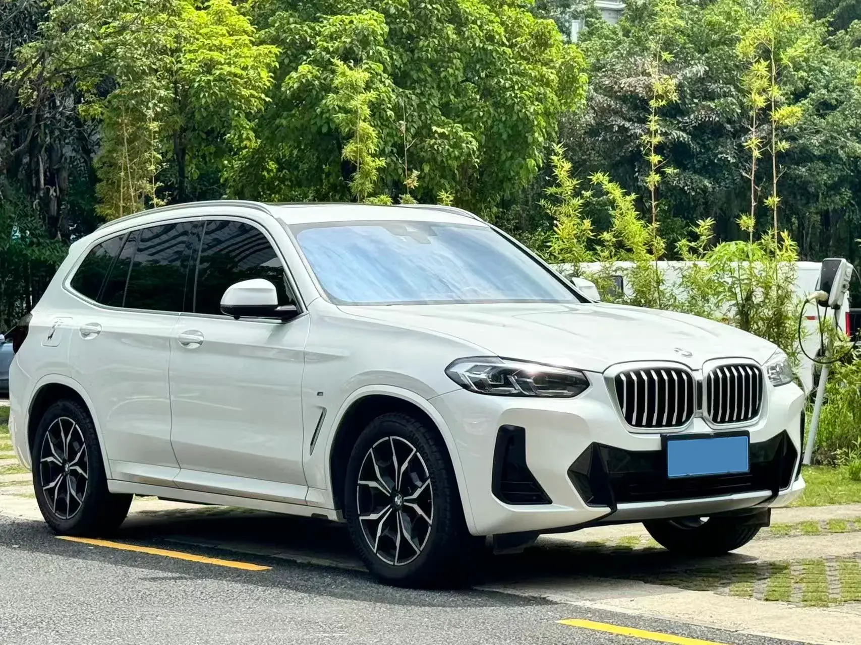 2022 BMW X3 thumbnail 3