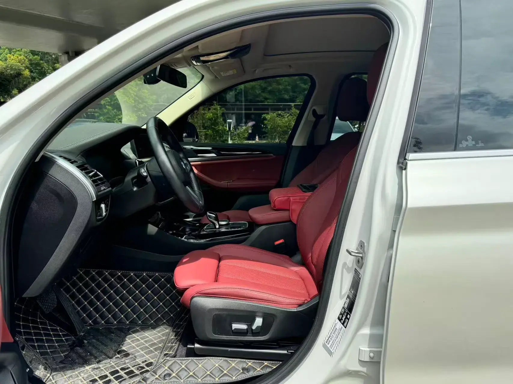 2022 BMW X3 thumbnail 4