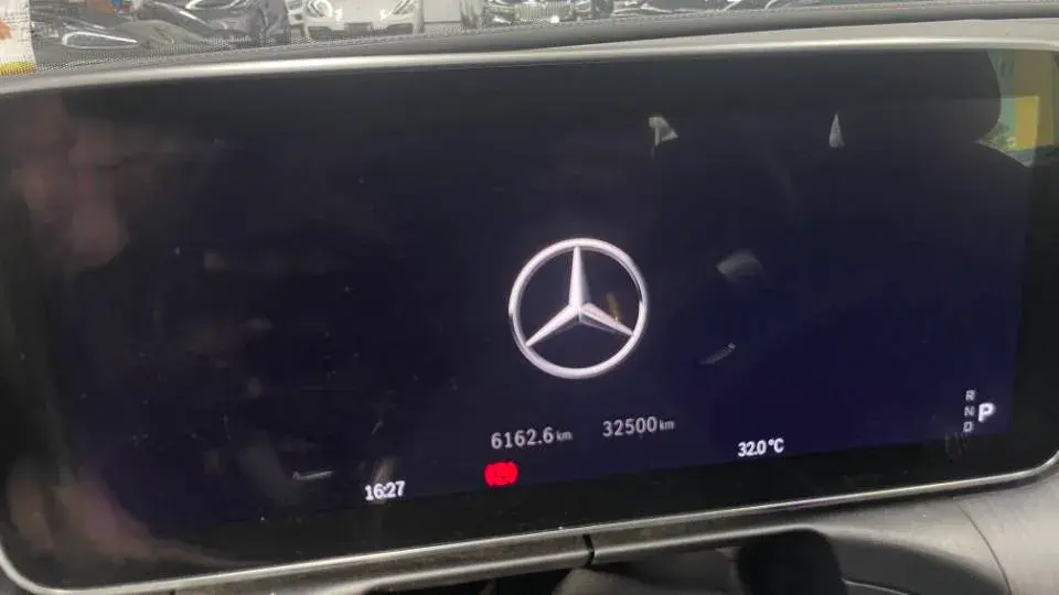 2022 MERCEDES-BENZ C thumbnail 2