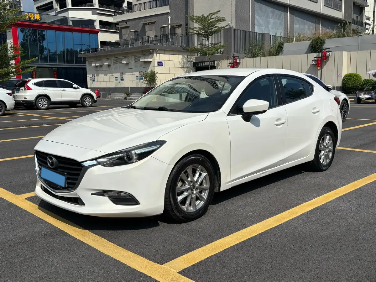 2017 Mazda 3 Axela 1.5L 117HP L4 6MT