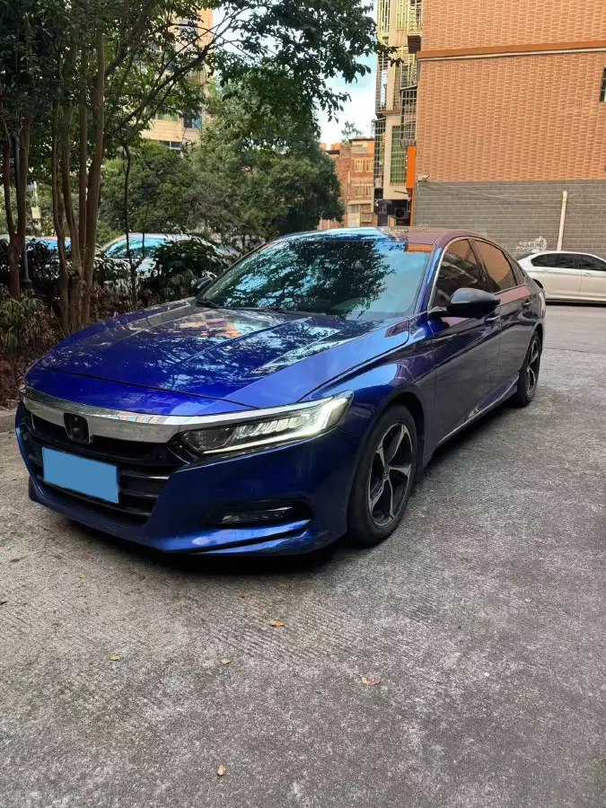 2018 Honda Accord 1.5T 194HP L4 CVT