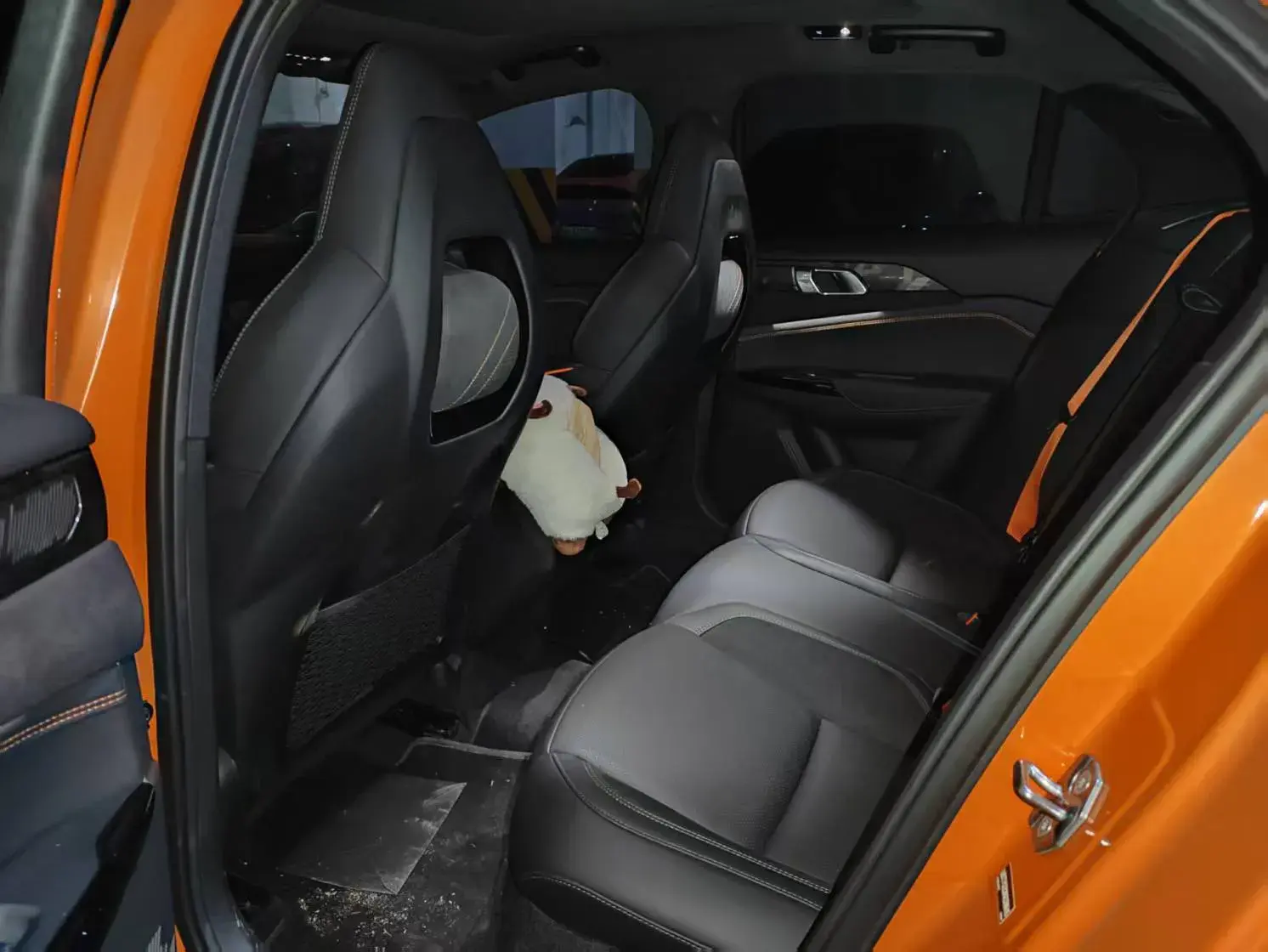 2021 LYNK&CO 02 thumbnail 4