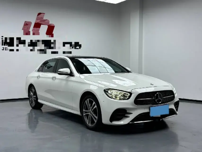 2022 MERCEDES-BENZ E thumbnail 3