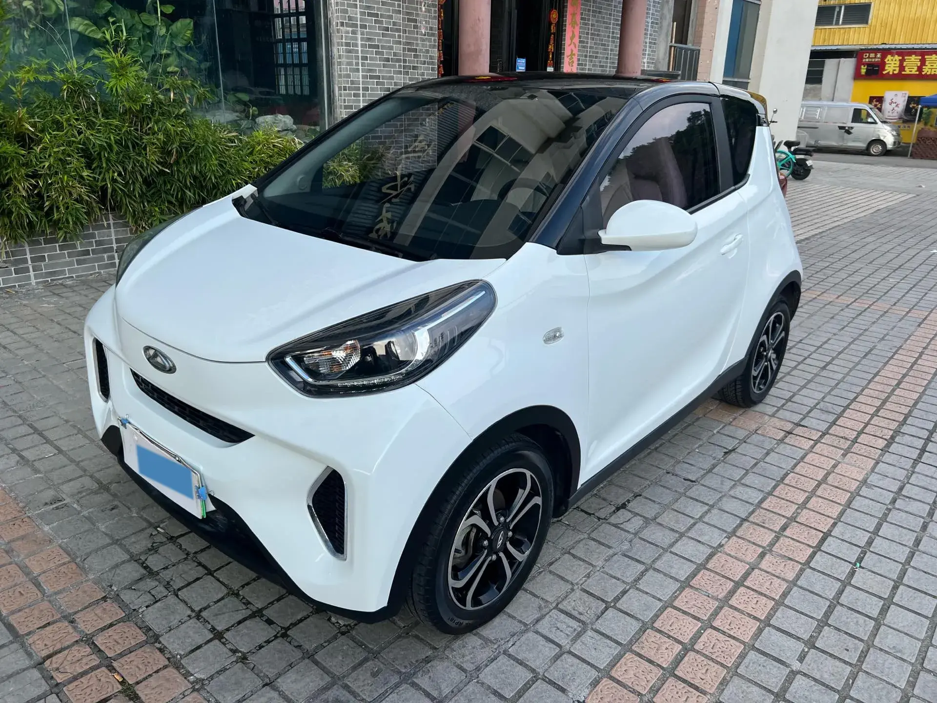 2022 CHERY LITTLE view 1
