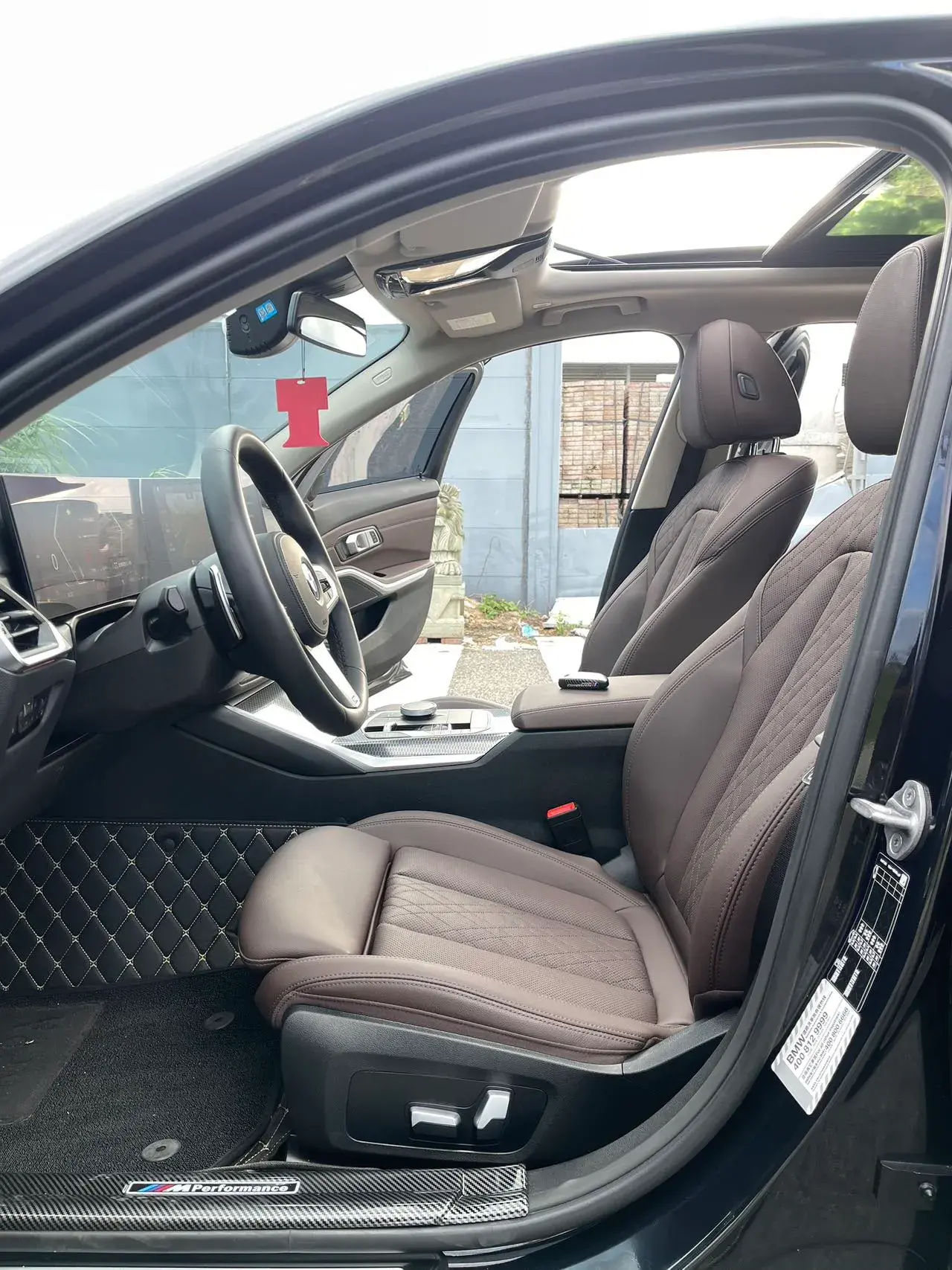 2023 BMW 3 thumbnail 4