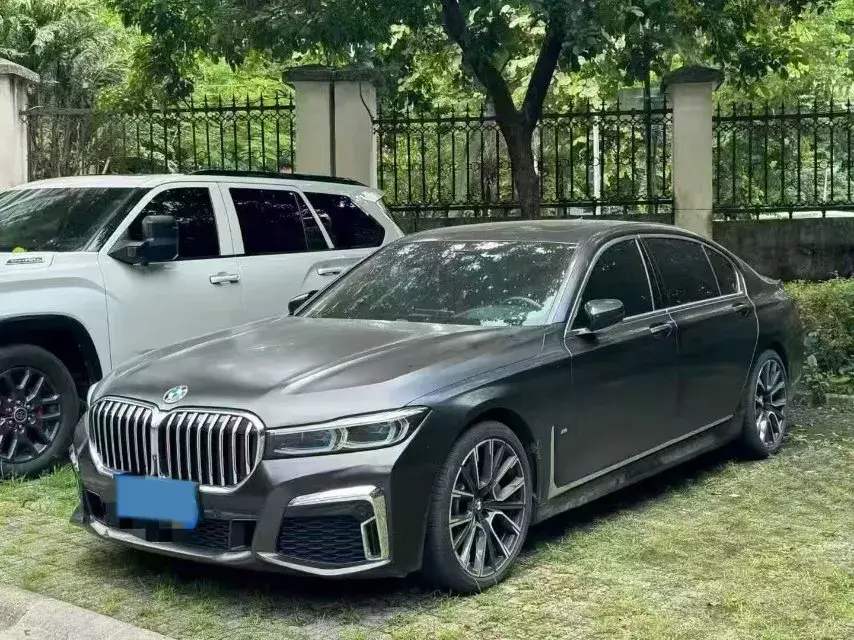 2019 BMW 7 Series 3.0T 340HP L6 8AT