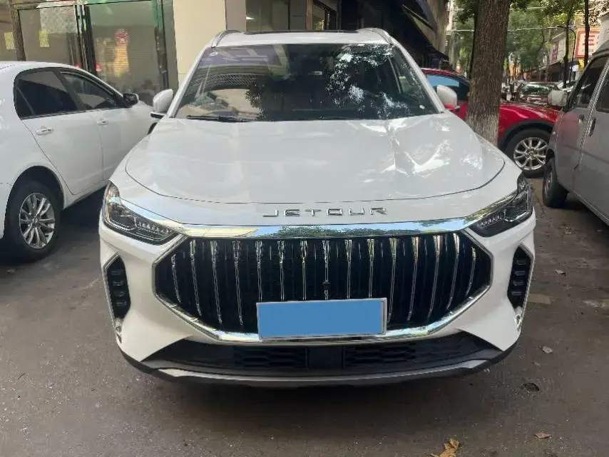 2025 JETOUR X70 thumbnail 3