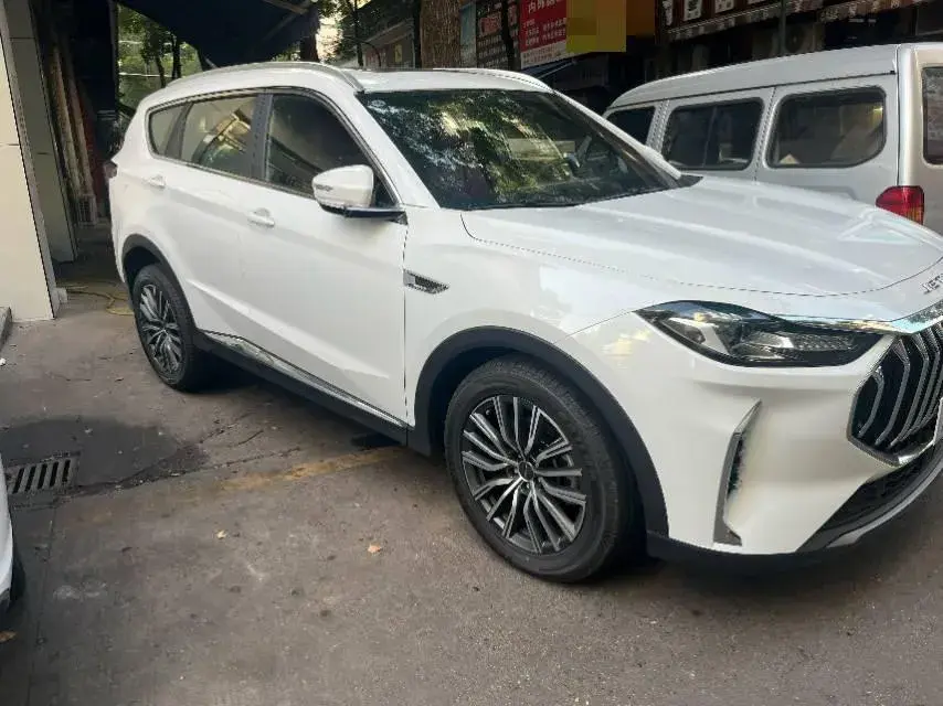 2025 JETOUR X70 thumbnail 2