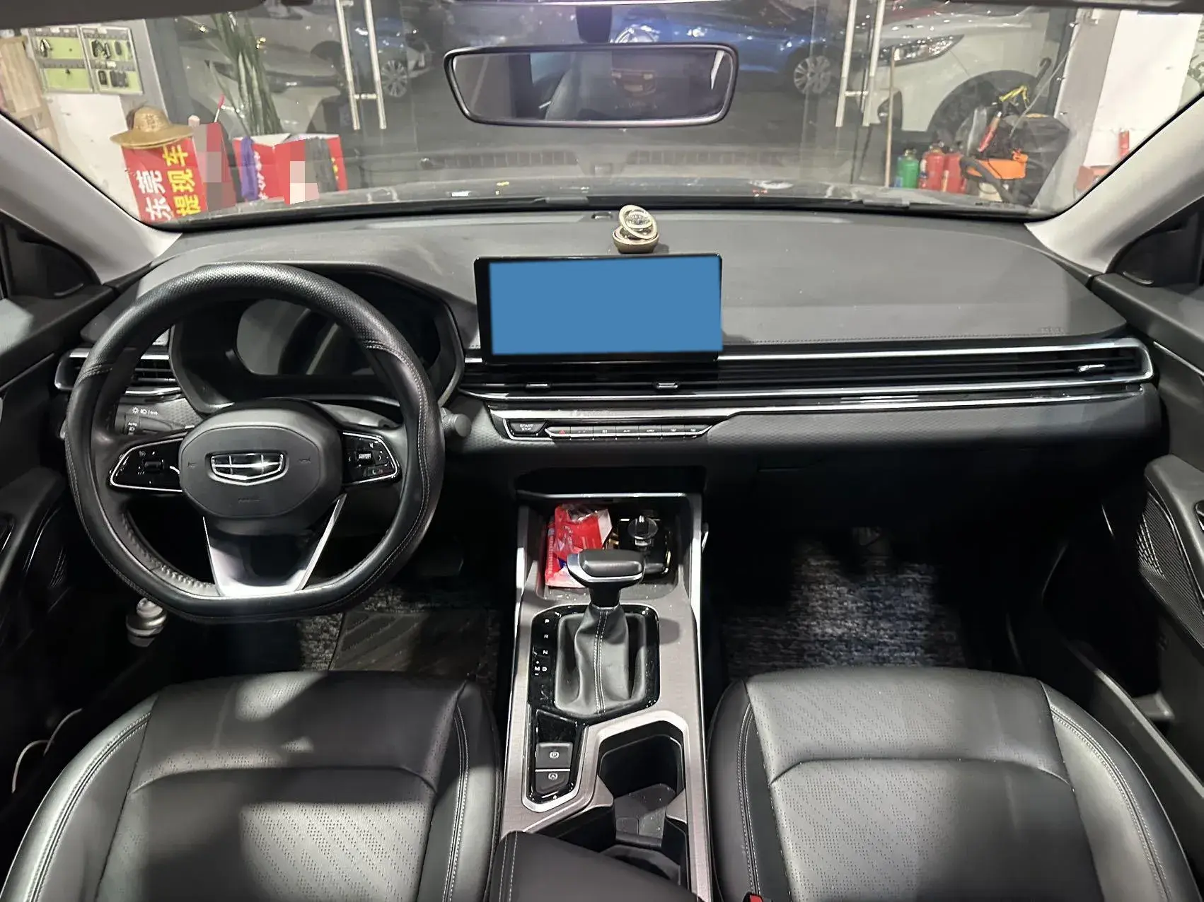 2022 GEELY EMGRAND thumbnail 4