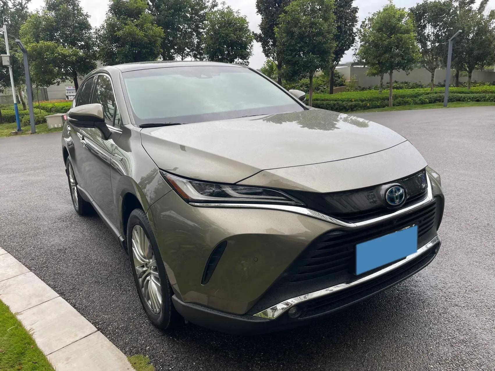 2022 TOYOTA HARRIER thumbnail 2