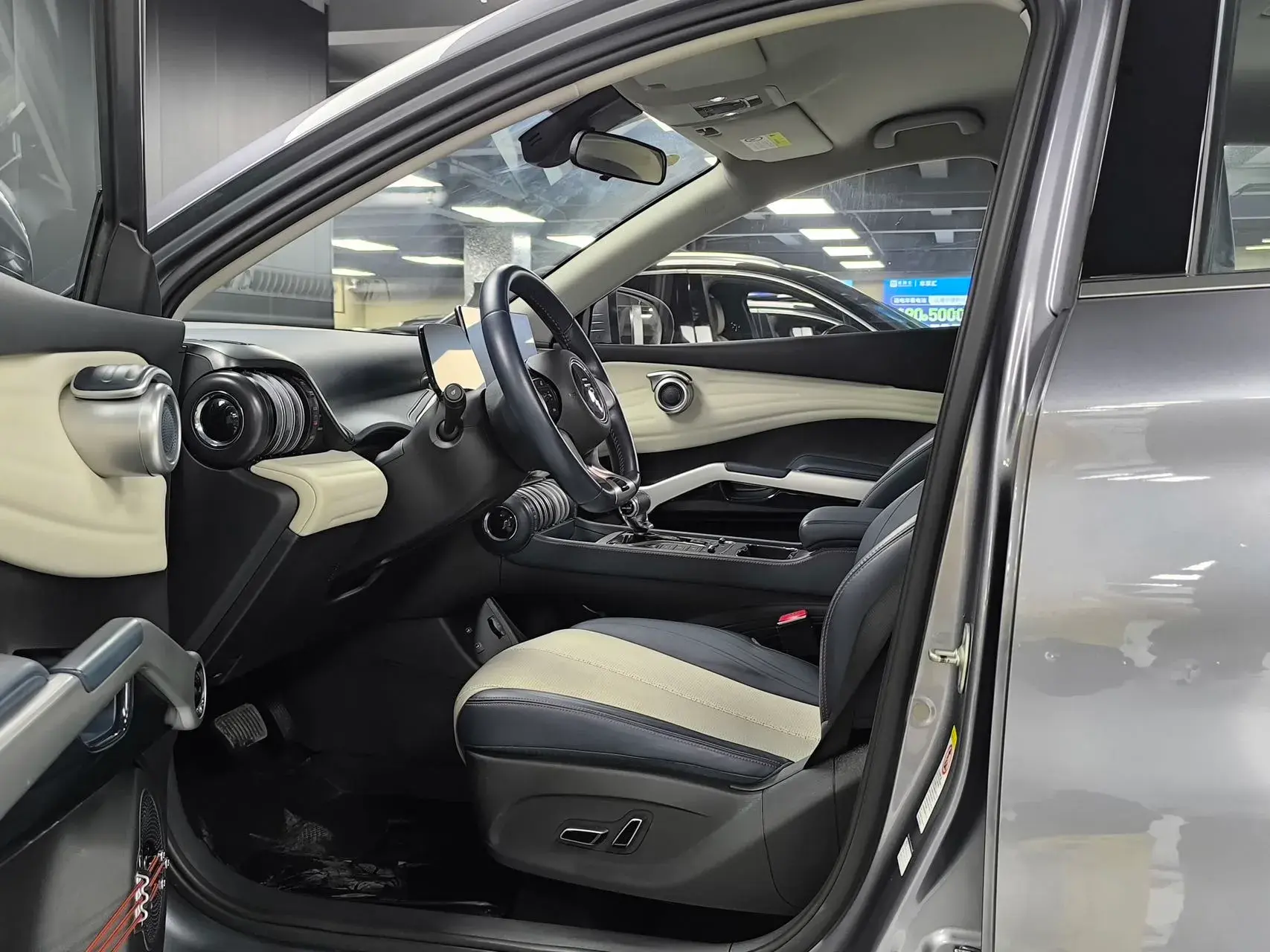 2022 BYD YUAN thumbnail 4