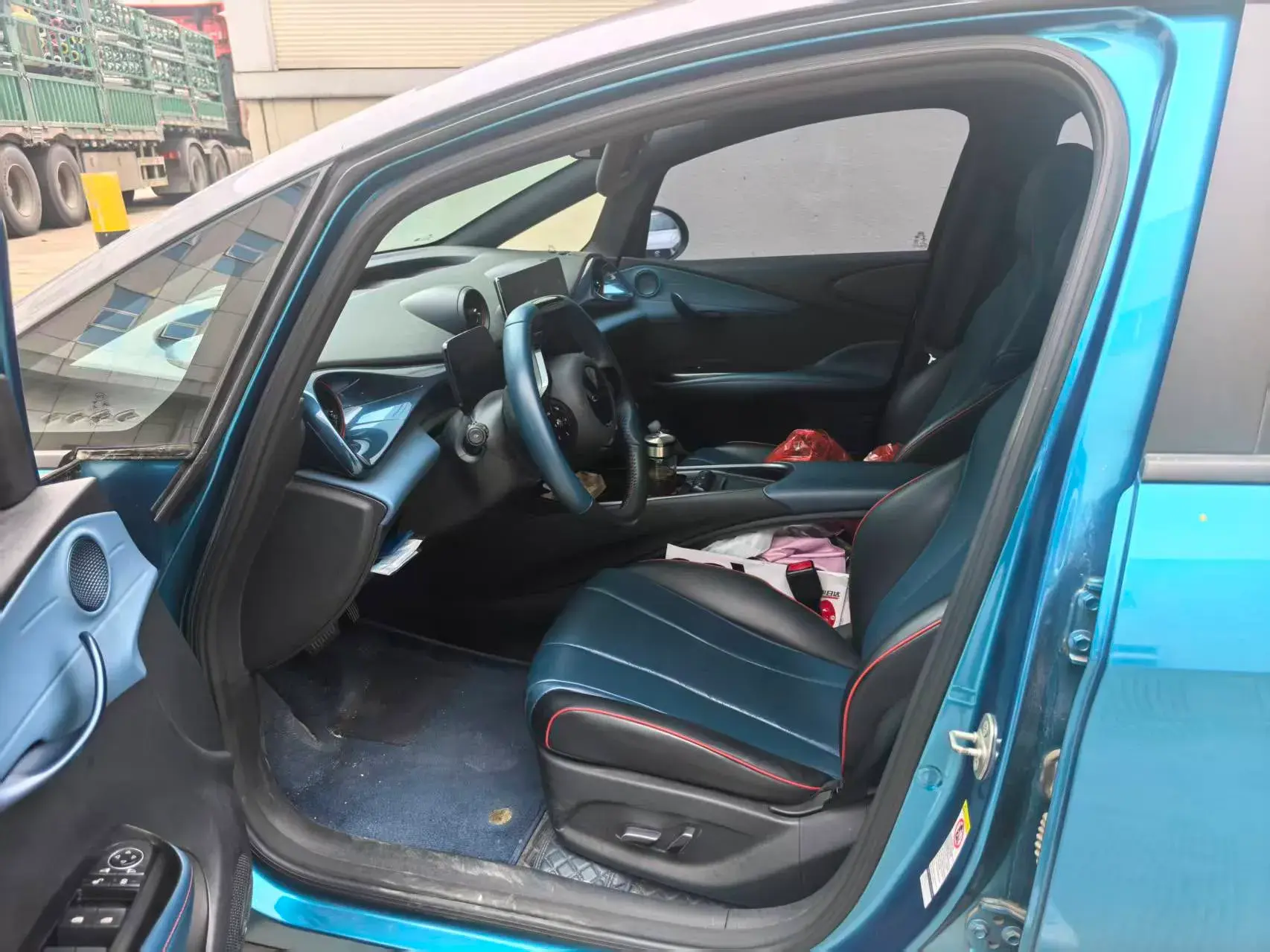 2021 BYD DOLPHIN thumbnail 3