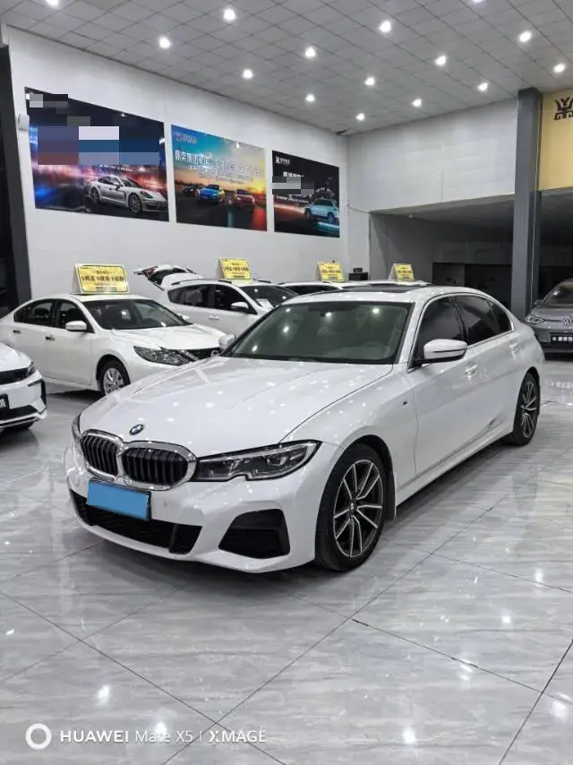 2021 BMW 3 view 1