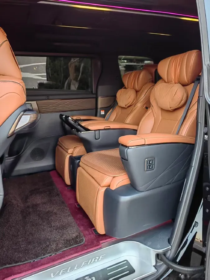 2024 Toyota Vellfire 2.5L 190HP L4 E-CVT Hybrid,autocango,china used car exporter,china ev exporter,chinese used car exporter,chinese used ev exporter