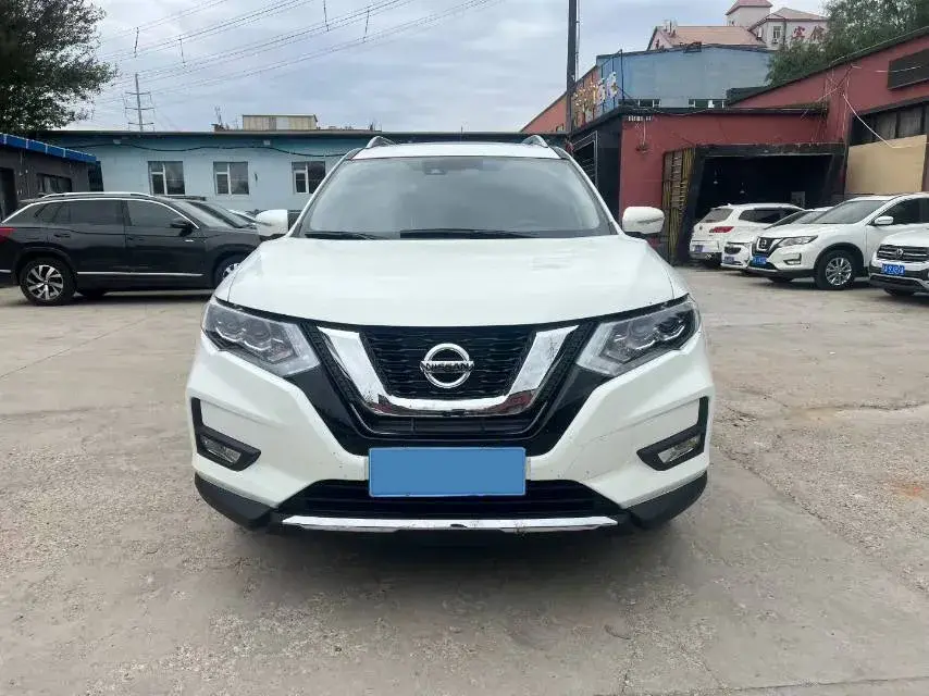 2023 NISSAN X-TRAIL thumbnail 2