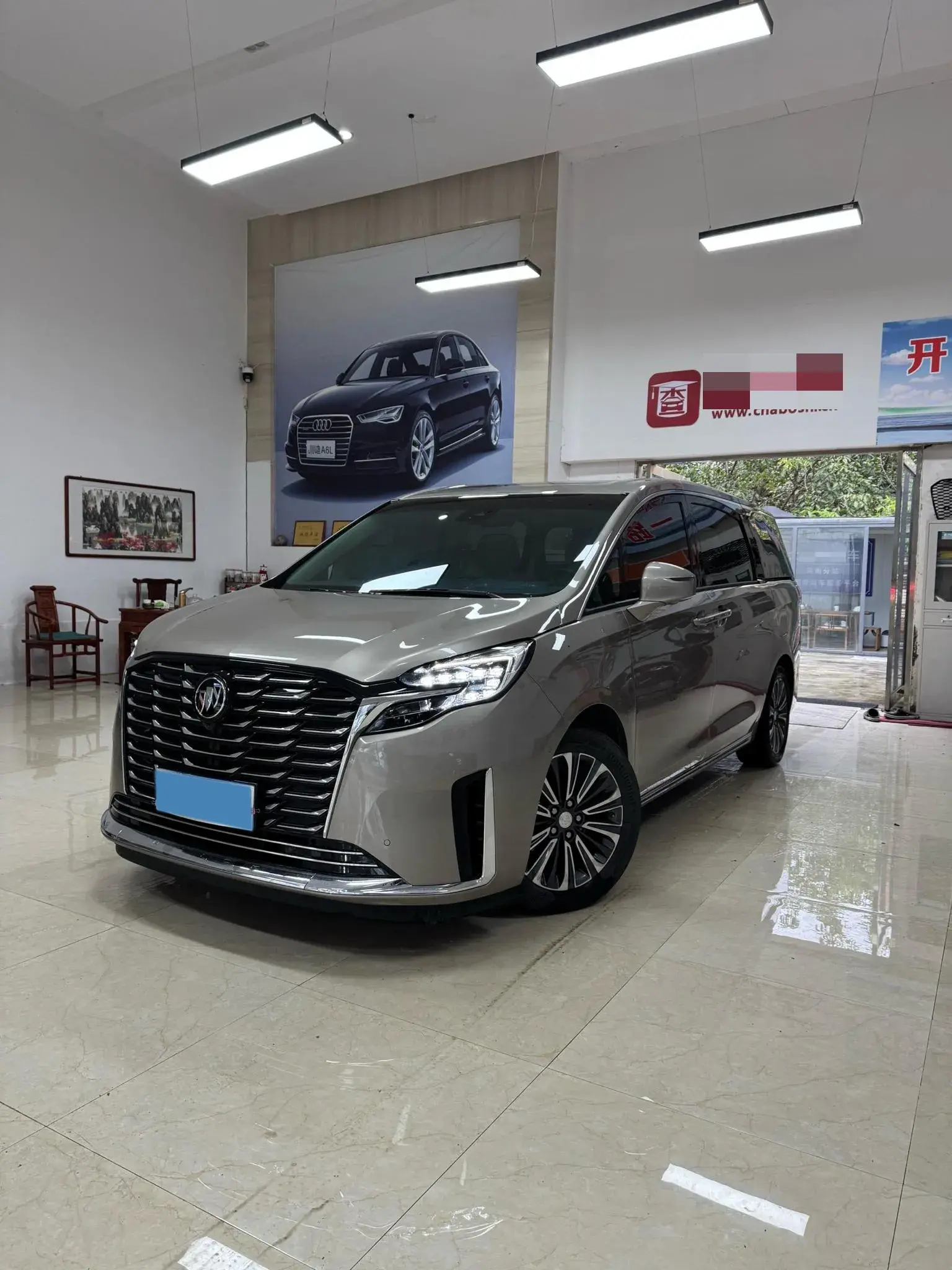 2023 BUICK GL8 view 1