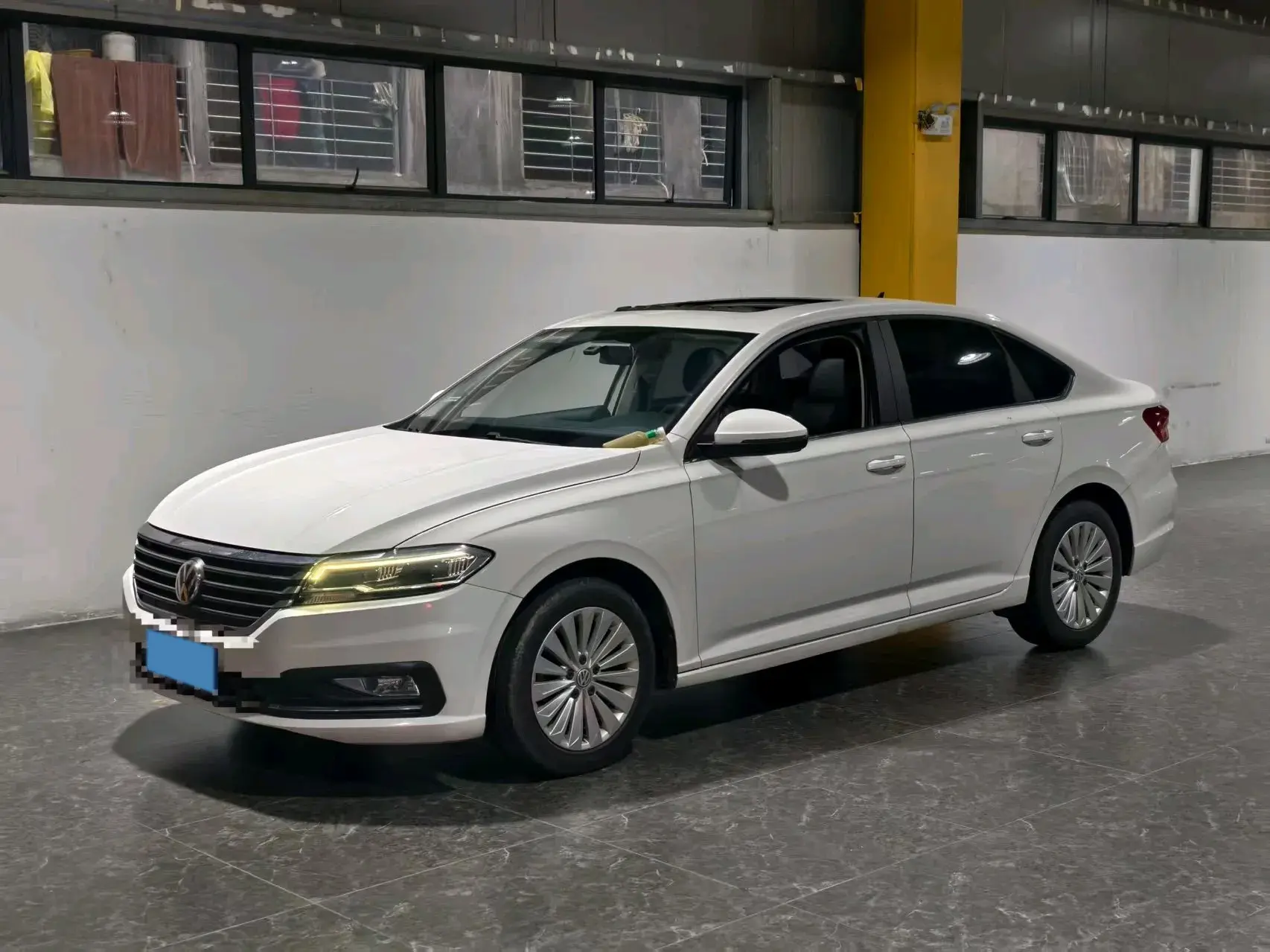 2019 VOLKSWAGEN LAVIDA view 1