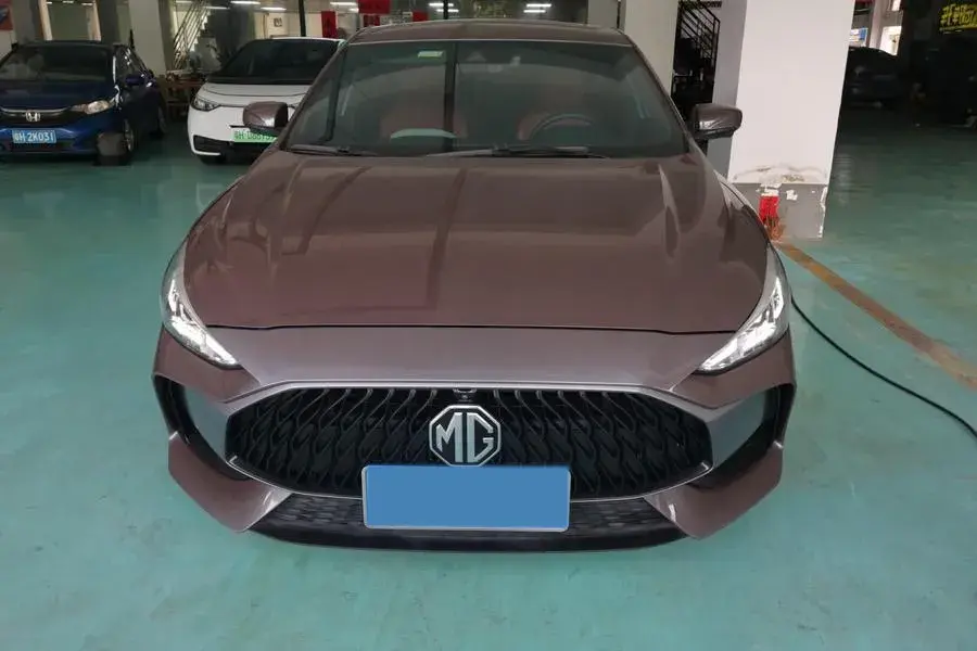 2021 MG 5 thumbnail 3