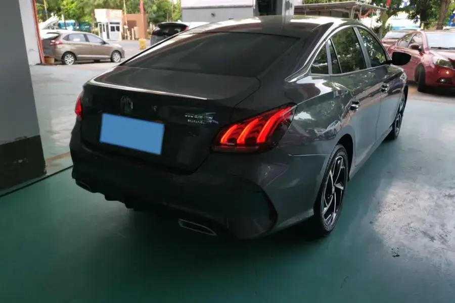 2021 MG 5 thumbnail 2