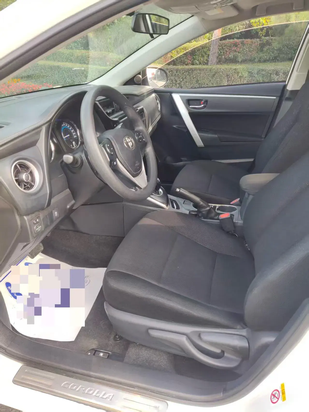 2018 TOYOTA COROLLA thumbnail 4